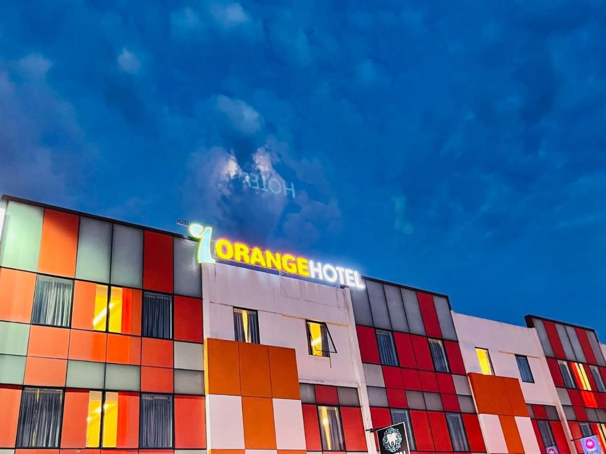 1 Orange Hotel Klia & Klia2 Szepang Kültér fotó